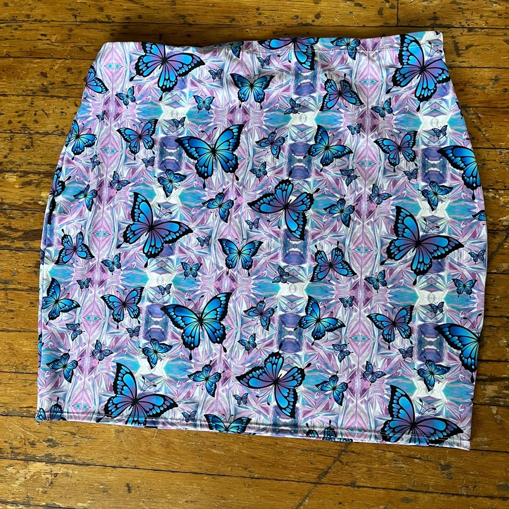 Plus size body con skirt